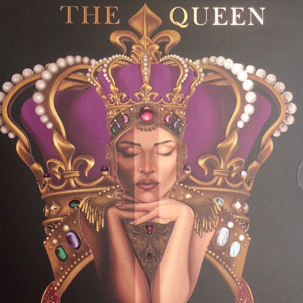 Eloise The Queen Eyeshadow Palette
